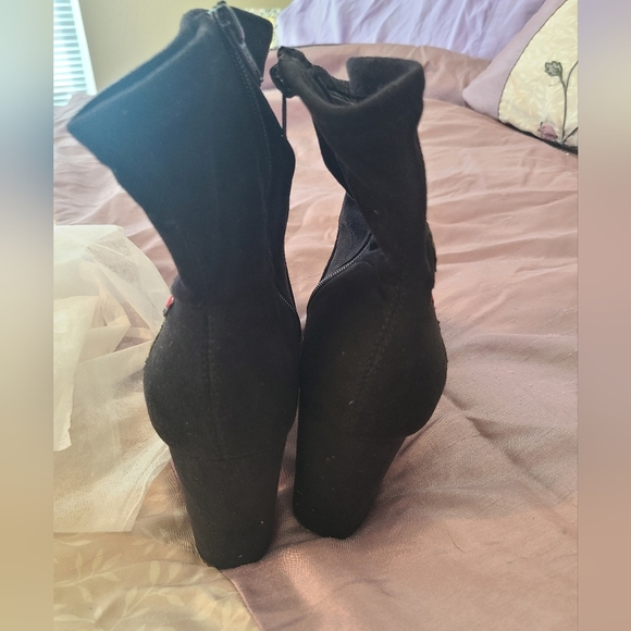 Heeled Boots - Picture 2 of 5